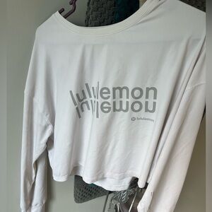 Lululemon top